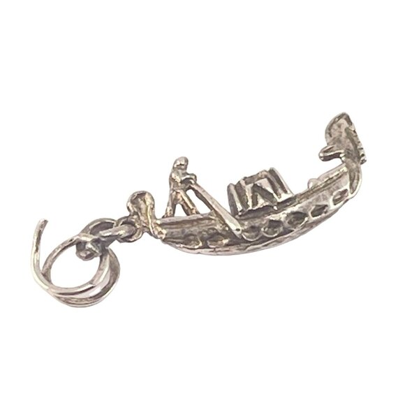 Vintage Sterling Silver Gondola Boat Venice Italy Bracelet Charm Travel Charm - Picture 3 of 6